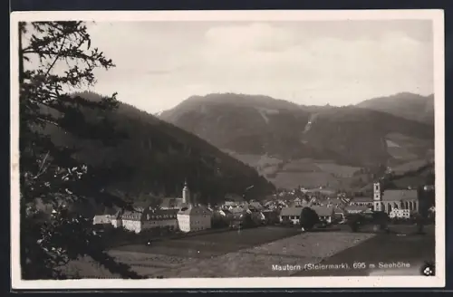 AK Mautern /Steiermark, Ortsansicht mit Kirche
