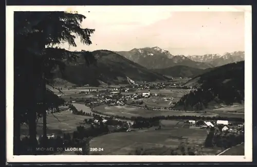 AK St. Michael ob Leoben, Gesamtansicht mit Fluss u. Bergpanorama