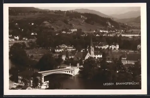 AK Leoben, Teilansicht mit Bahnhofbrücke