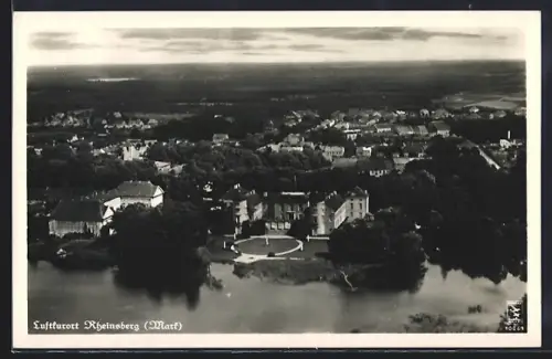 AK Rheinsberg /Mark, Schloss am Wasser