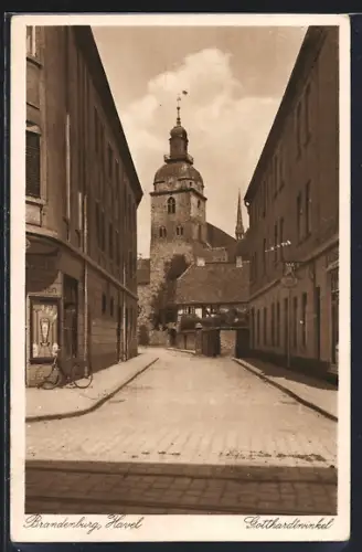 AK Brandenburg / Havel, Partie auf der Strasse am Gotthardtwinkel