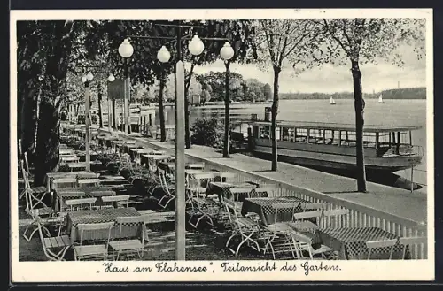 AK Woltersdorf / Mark, Gaststätte Haus am Flakensee mit Teilansicht des Gartens