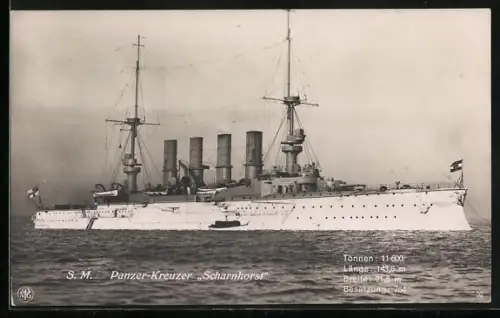 AK S. M. Panzerkreuzer Scharnhorst des Ostasiengeschwaders auf hoher See