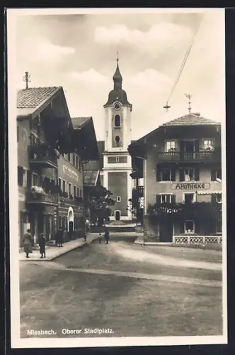 AK Miesbach, Oberer Stadtplatz mit Gasthaus u. Apotheke