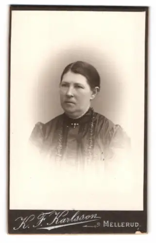 Fotografie K. F. Karlsson, Mellerud, Porträt einer Frau