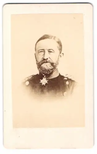 Fotografie preussischer Generalmajor Oskar Ernst Karl von Sperling mit Halsorden