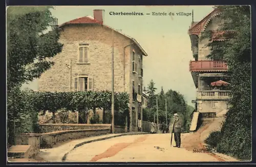 AK Charbonnières, Entrée du village