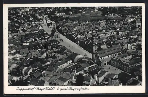 AK Deggendorf /Bayr.-Wald, Fliegeraufnahme, Stadtansicht, Kirche