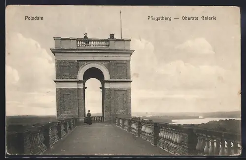 AK Potsdam, Pfingstberg, Oberste Galerie, mit Wasserblick