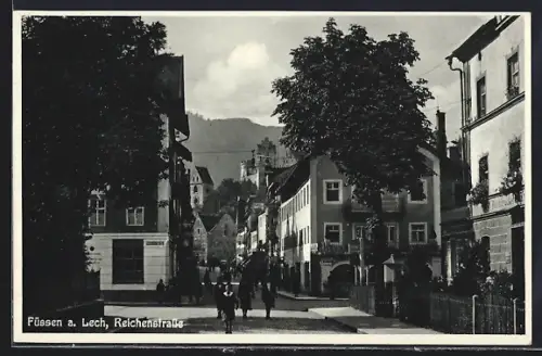 AK Füssen a. Lech, Reichenstrasse Ecke Schulhausplatz
