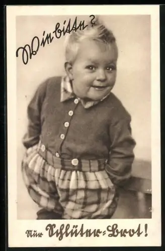 AK Reklame der Marke Schlütner Brot, Kleiner Junge mit Händen in den Hosentaschen