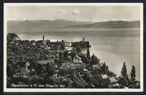 AK Langenargen a. B., Ansicht vom Flugzeug aus, Bodensee, Alpenpanorama