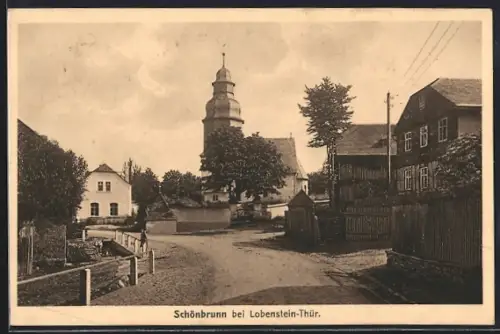 AK Schönbrunn / Thür., Ortspartie mit Blick zur Kirche
