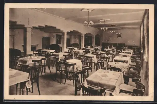 AK Pössneck / Thür., Innenansicht vom Cafe Dittmann in der Poststrasse