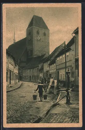 AK Werben / Elbe, St. Johanniskirche, Kind mit Wassereimern