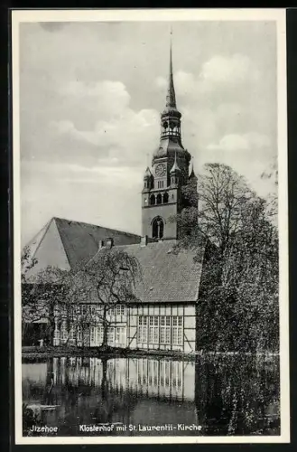 AK Itzehoe, Klosterhof mit St. Laurentii-Kirche