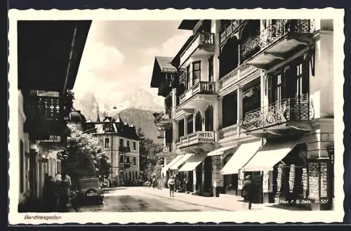 AK Berchtesgaden, Strassenpartie am Hotel Wittelsbach