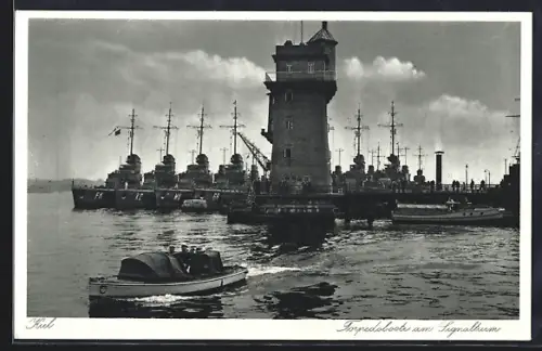 AK Kiel, Torpedoboote am Signalturm, Kriegsmarine