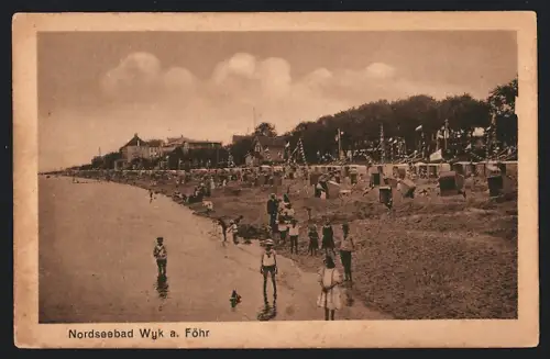 AK Wyk a. Föhr, Spielende Kinder am Wasser