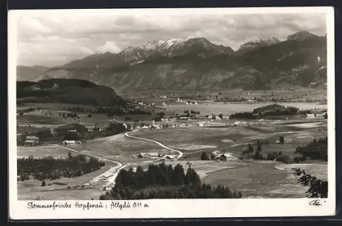 AK Hopferau /Allgäu, Gesamtansicht von der Ruine Eisenbergaus, mit Bergpanorama
