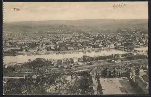 AK Trier, Totale der Stadt