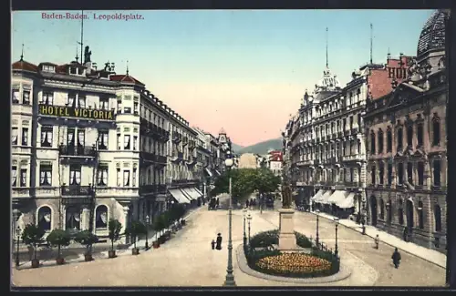 AK Baden-Baden, Leopoldsplatz, Hotel Victoria