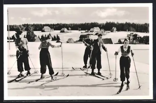 AK Kniebis /Schwarzwald, Skiwiese, Wintersportler