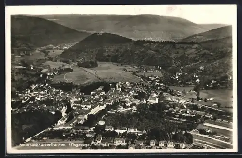 AK Amorbach /Unterfranken, Flugzeugaufnahme der Stadt und Umgebung