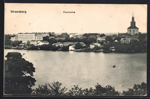 AK Strausberg, Panorama mit Kirche und See