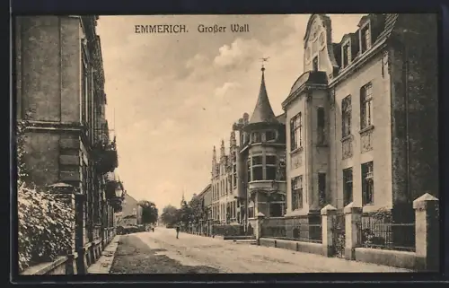 AK Emmerich, Grosser Wall, Strassenpartie mit Turmgebäude