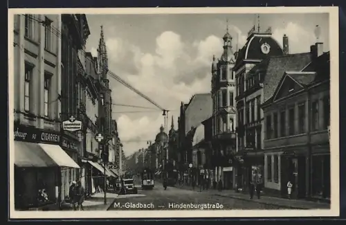 AK M.-Gladbach, Hindenburgstrasse mit Geschäften und Strassenbahn