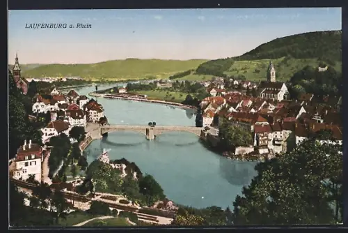 AK Laufenburg a. Rhein, Stadtansicht mit Rheinbrücke und Altstadt