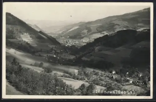 AK Simonswäldertal, Blick ins Tal und umliegende Berge