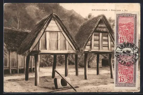 AK Madagascar, Grenieres a Riz
