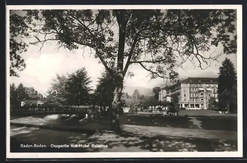 AK Baden-Baden, Oospartie mit Hotel Bellevue