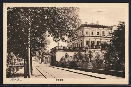 AK Detmold, Palais