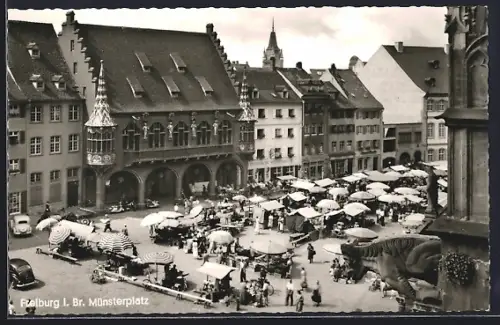 AK Freiburg i. Br., Münsterplatz, Markttreiben