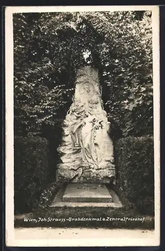 AK Wien, Joh. Strauss-Grabdenkmal a. Zentralfriedhof