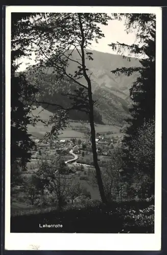 AK Lehenrotte / N. Oe., Durchblick zum Ort