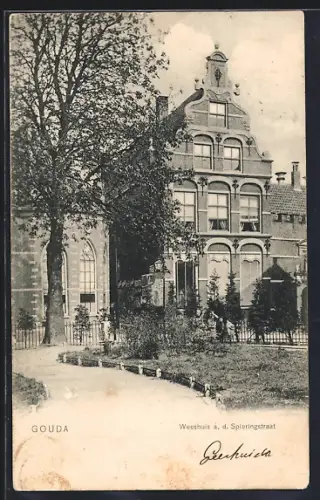 AK Gouda, Weeshuis a. d. Spieringstraat