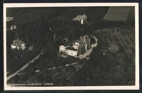 AK Schledehausen / Bissendorf, Das Kinderheim vom Flugzeug aus