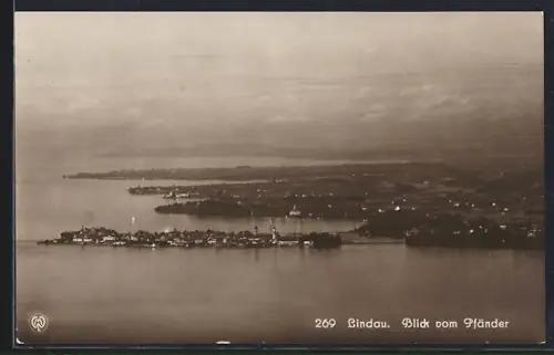 AK Lindau / Bodensee, Blick vom Pfänder zum Ort mit Bodensee