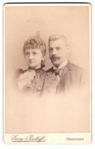 Fotografie Georg Rudloff, Hannover, Mehlstr. 5, Porträt eines Paares