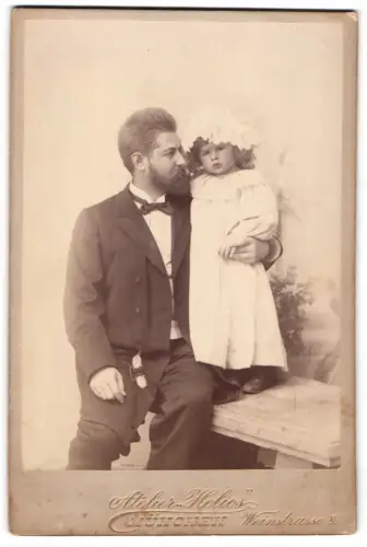 Fotografie Atelier Helios, München, Weinstrasse 8, Portrait eines Vaters mit seiner Tochter