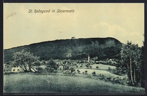 AK St. Radegund in Steiermark, Ortsansicht von der Feldflur aus