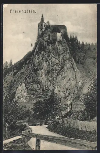 AK Freienstein, Kirche von der Strasse aus
