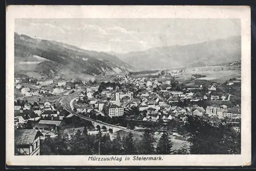 AK Mürzzuschlag, Gesamtansicht mit Bahnviadukt aus der Vogelschau