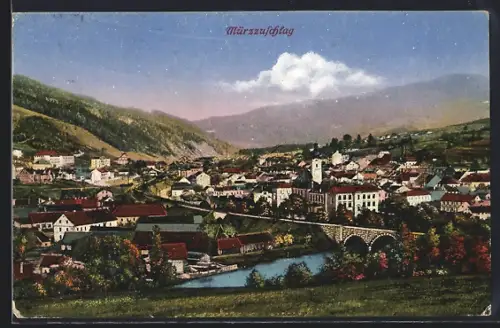 AK Mürzzuschlag, Ortsansicht mit Viadukt von einem Hang aus