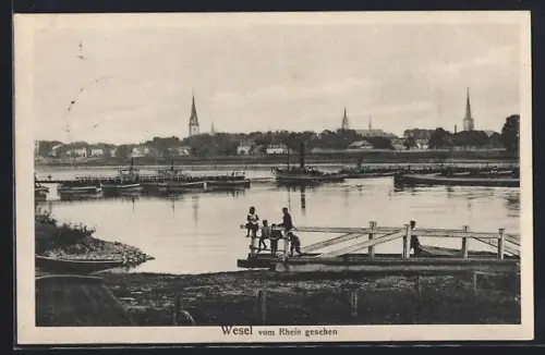 AK Wesel / Rhein, Stadtansicht, Kirchtürme, Uferpromenade