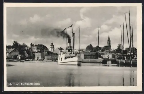AK Ueckermünde, Dampfer im Hafen